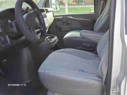 2007 GMC Savana 1500  Van Automatic Gray/Gray, US $10,900.00, image 7