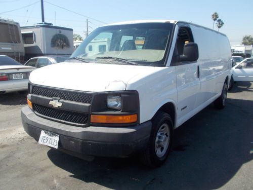 2003 chevy express van no reserve