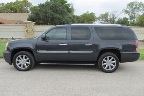 3rd row seating awd denali pkg rear entertainment system navigation