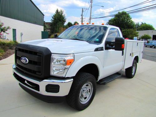 Great service truck !4x4 !f 350 super duty ! warranty ! just serviced!lifted !11