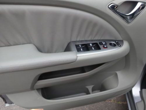 NO RESERVE ALL POWER LEATHER SUNROOF GOOD TIRES BACKUP CAMERA 6-CD HEATED SEATS, image 31