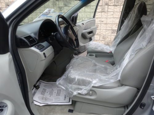 NO RESERVE ALL POWER LEATHER SUNROOF GOOD TIRES BACKUP CAMERA 6-CD HEATED SEATS, image 32