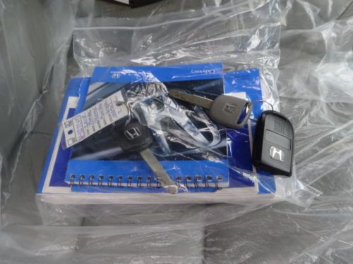 NO RESERVE ALL POWER LEATHER SUNROOF GOOD TIRES BACKUP CAMERA 6-CD HEATED SEATS, image 56