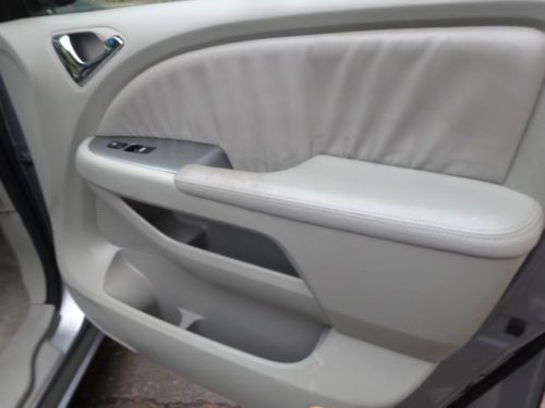 NO RESERVE ALL POWER LEATHER SUNROOF GOOD TIRES BACKUP CAMERA 6-CD HEATED SEATS, image 70