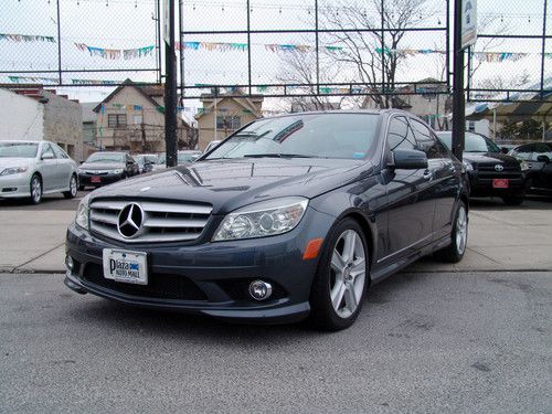 2010 mercedes-benz c300 4matic luxury sedan 4-door 3.0l