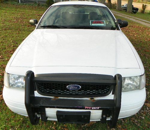 2006 ford crown victoria police interceptor -  solid car!