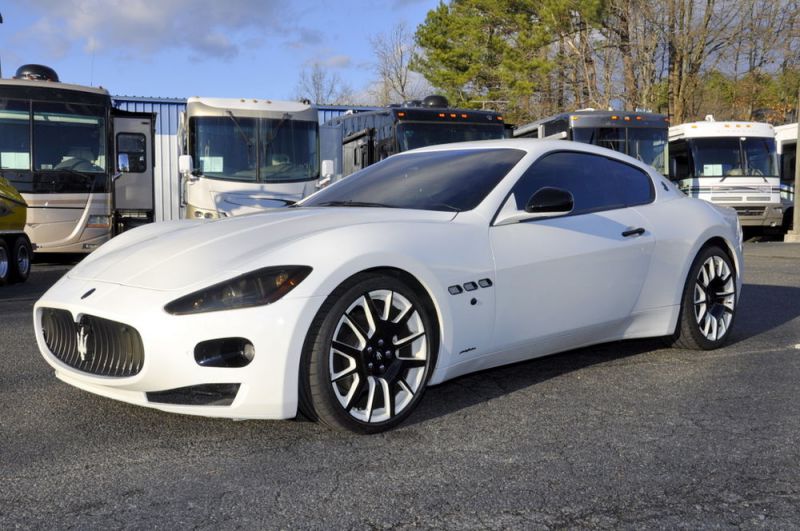 2009 maserati gran turismo