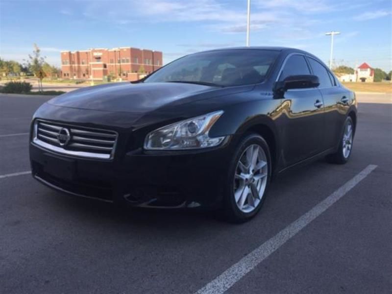 2013 nissan maxima black