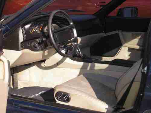 1988 944 Porsche 2.5L Non-turbo Base, image 2