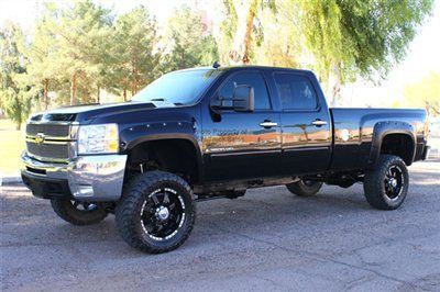 Ltz crewcab 4x4 long wheel base duramax diesel lifted 20 inch wheels heated seat