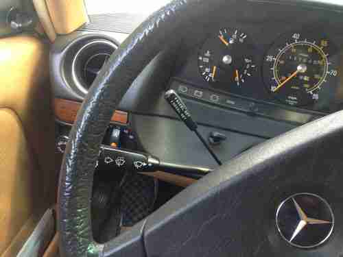 1980 Mercedes-Benz 300TD diesel wagon 118k miles MINT California car, image 9