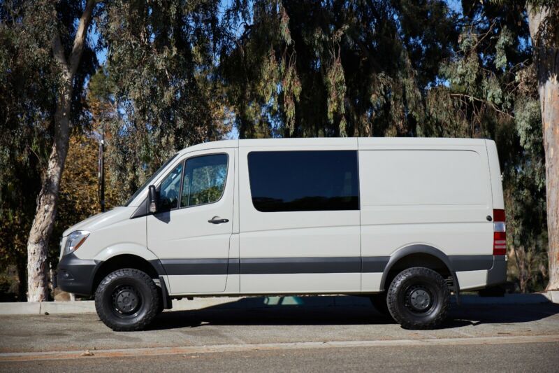 2017 mercedes-benz sprinter m2cv4x