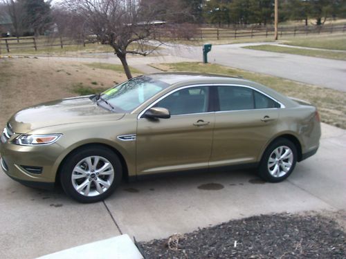 2012 ford taurus sel