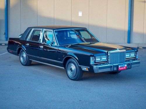 1987 lincoln town car 2,500 original miles - survivor - 5.0l
