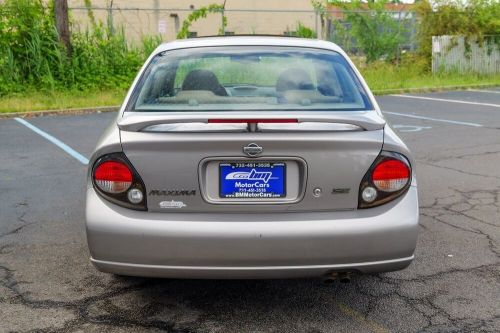 2001 nissan maxima se