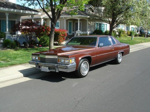 1979 cadillac d'elegance coupe deville excellent condition!! new paint and top!!