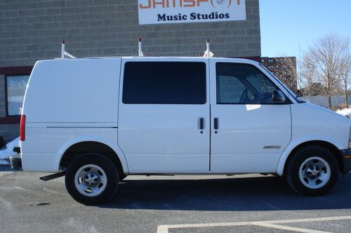 2001 chevrolet astro cargo van