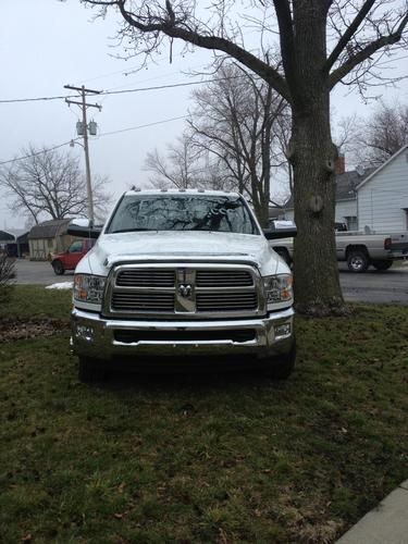 2011 cummins laramie 4x4 crew cab dually