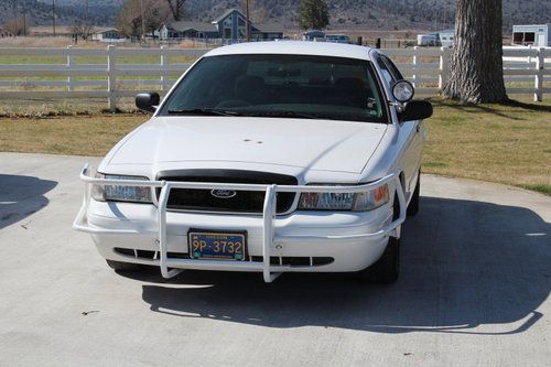 2005 ford crown victoria sheriff cruiser