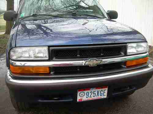 2000 Chevrolet S10 4.3  4x4  auto  CLEAN!, image 9
