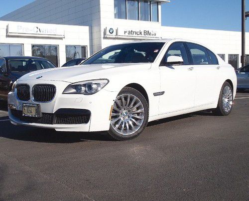 '12 750 li showroom condition loaded w/ driver assistance &amp; m sport pkg's + more