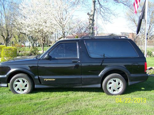 1993 gmc typhoon base sport utility 2-door 4.3l