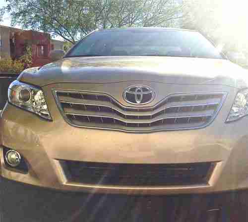 2010 Toyota Camry XLE Sedan 4-Door 3.5L, US $29,999.99, image 2