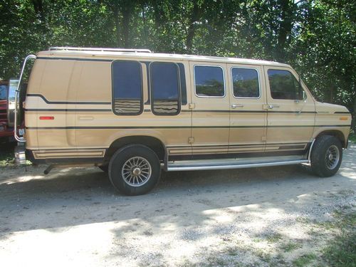 1984 ford econoline 350 super wagon