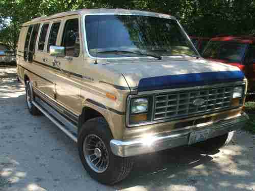 1984 Ford Econoline 350 Super Wagon, image 6