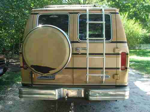 1984 Ford Econoline 350 Super Wagon, image 8