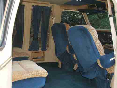 1984 Ford Econoline 350 Super Wagon, image 11