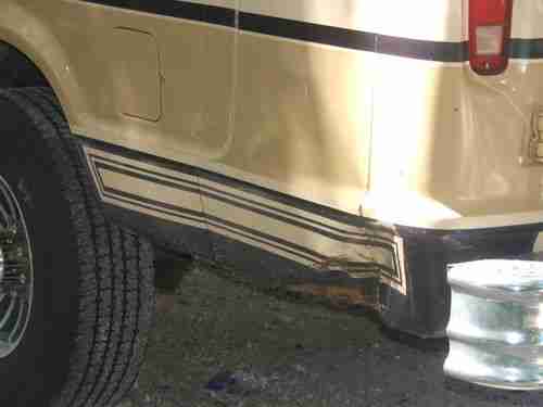 1984 Ford Econoline 350 Super Wagon, image 17