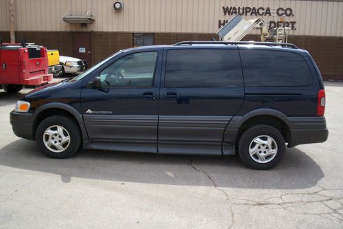 2002 pontiac montana wheelchair accessable van 4-door 3.4l