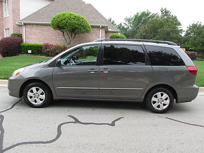 04 sienna le 3rd row tv/dvd rear a/c cd cruise keyless entry