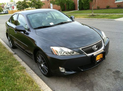 2007 lexus is 250 awd premum package 2.5l 102k miles push start hid no reserve!!