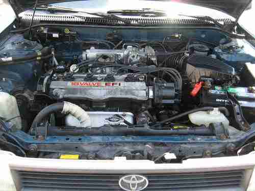 1992 Toyota Corolla DLX Sedan 4-Door 1.6L, NO RESERVE, image 7
