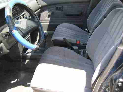 1992 Toyota Corolla DLX Sedan 4-Door 1.6L, NO RESERVE, image 14