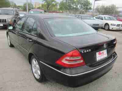 C240 4MATIC 2.6L AWD Black Light Grey Leather Sunroof Smoke free One owner, image 4