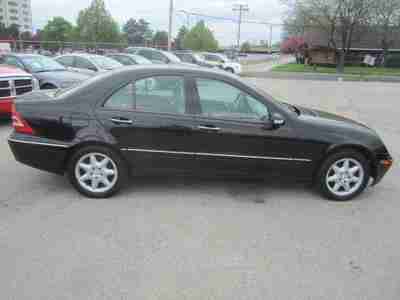 C240 4MATIC 2.6L AWD Black Light Grey Leather Sunroof Smoke free One owner, image 8