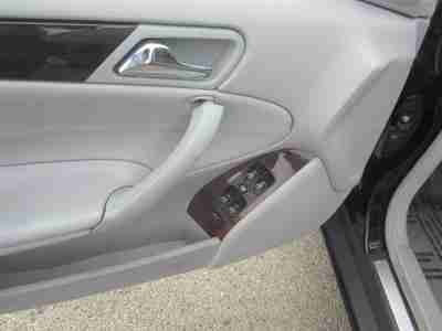 C240 4MATIC 2.6L AWD Black Light Grey Leather Sunroof Smoke free One owner, image 11