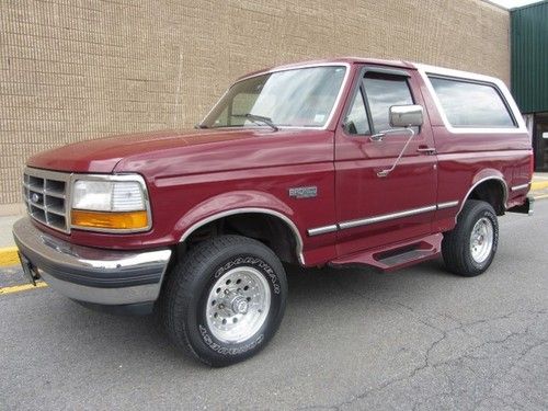 92 ford bronco xlt 5.8l v8 auto 4x4 4wd one female owner low miles runs great