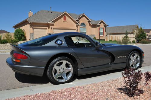 2002 dodge viper gts graphite color 32,000 miles