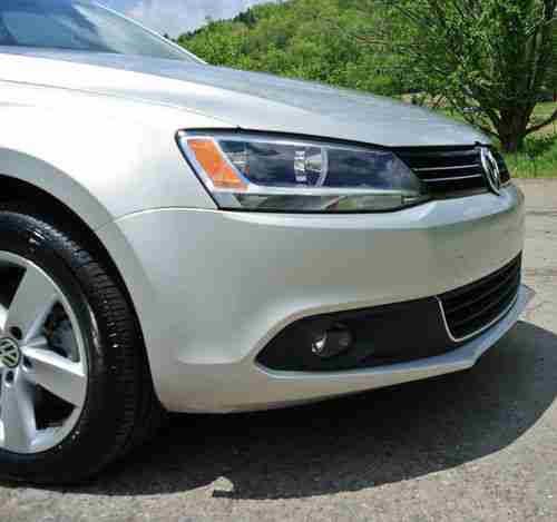 2011 Jetta TDI SEL, 6 Speed, NAV, only 9K miles, 1 owner, LOOK!!!!, image 10