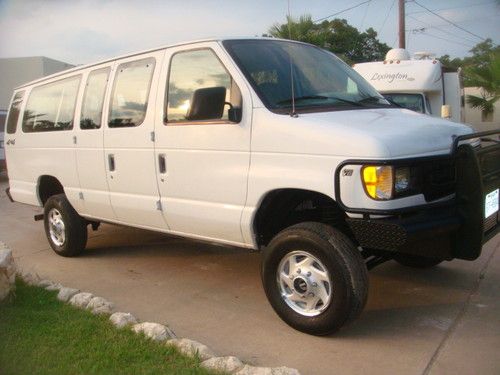 ***** 1998 ford econoline 15 passenger 4x4  van *****