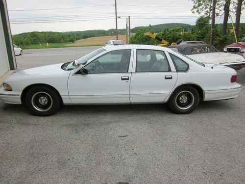 1995 9c1 caprice interceptor 36k miles, lt1 , not 1a2,b4c,p71,or special service