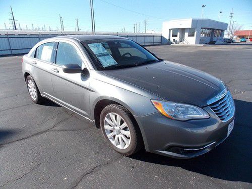 2012 chrysler 200