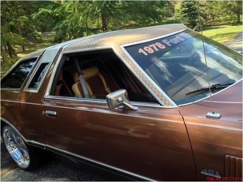1978 Ford Thunderbird, image 2