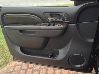 2010 GMC YUKON DENALI AWD, image 23