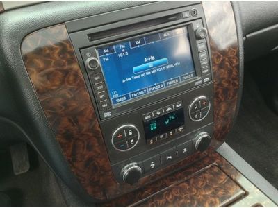 2010 GMC YUKON DENALI AWD, image 26