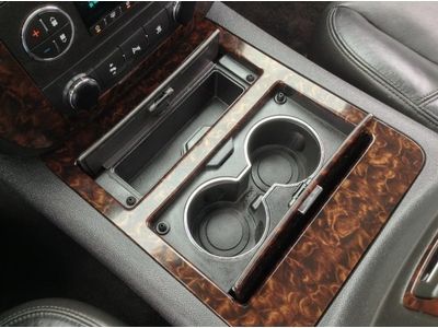 2010 GMC YUKON DENALI AWD, image 28